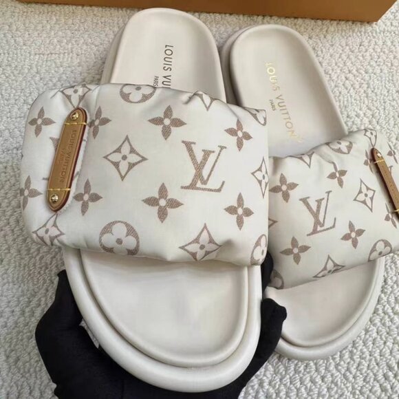 LV Monogram Flat House Slippers - Picture 3 of 4